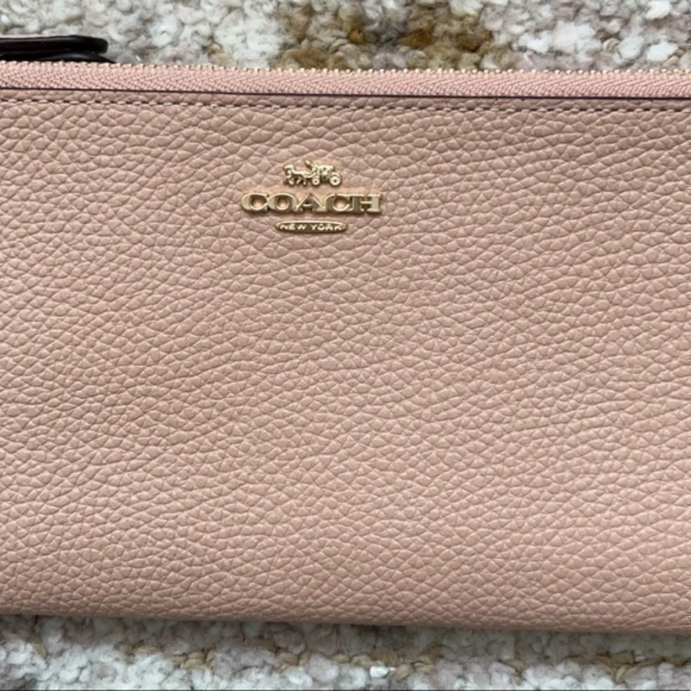 Coach Beige Pebbled Leather Large‎ Zip Wallet - Picture 2 of 10